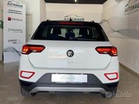 Usata VW T-Roc Life 150 CV (110 kW) 2022 Grigio SUV