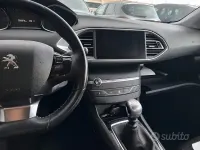 Usata Peugeot 308 Business-Line 131 CV (96 kW) 2019 Bluazzurro Berlina
