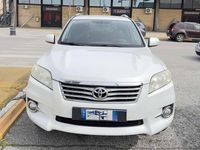 Usata Toyota RAV4 140 CV (102 kW) 2012 Bianco SUV