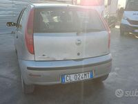 Usata Fiat Punto 75 CV (55 kW) 2004 Grigio Utilitaria