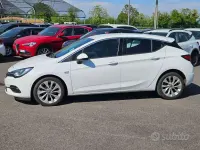 Usata Opel Astra Ultimate 122 CV (89 kW) 2020 Bianco Berlina