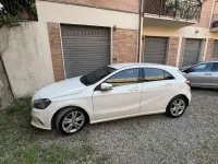 Usata Mercedes A180 109 CV (80 kW) 2016 Bianco Utilitaria