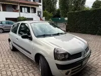 Käytetty Renault Clio II 58 HP (42 kW) 2003 Sedan