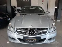 Usata Mercedes SL350 Chrome 315 CV (231 kW) 2008 Grigio Cabrio