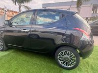 Usata Lancia Ypsilon Gold 69 CV (50 kW) 2022 Nero Utilitaria