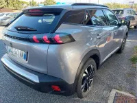 Usata Peugeot e-2008 Allure 56 kW (77 CV) 2021 Grigio SUV