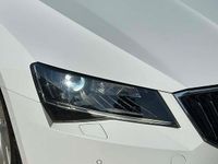 Usata Skoda Superb Executive 150 CV (110 kW) 2016 Bianco Station wagon