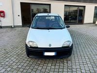 Usata Fiat Seicento Young 39 CV (28 kW) 2000 Utilitaria