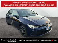 Begagnad VW Golf VIII Life 110 HK (80 kW) 2022 Blå Halvkombi