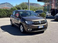 Usata Dacia Sandero Comfort 75 CV (55 kW) 2020 Bronzo(met.) Utilitaria