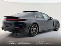 Usata Porsche Panamera 354 CV (260 kW) 2024 Grigio vulcano Berlina