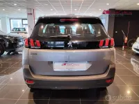 Usata Peugeot 5008 Business-Line 150 CV (110 kW) 2018 Grigio SUV
