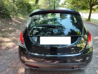 Usata Lancia Ypsilon 85 CV (62 kW) 2013 Nero Utilitaria