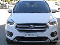 Usata Ford Kuga S 120 CV (88 kW) 2018 Bianco SUV