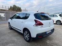 Usata Peugeot 3008 Allure 120 CV (88 kW) 2016 Bianco Monovolume