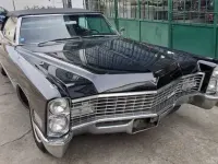 Usata Cadillac Deville 379 CV (278 kW) 1967 Nero Berlina
