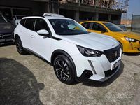 Usata Peugeot 2008 Allure 130 CV (95 kW) 2021 Bianco SUV