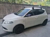 Usata Lancia Ypsilon 69 CV (50 kW) 2014 Bianco Utilitaria