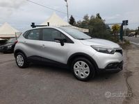 Usata Renault Captur 90 CV (66 kW) 2015 Grigio SUV