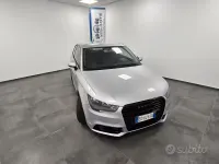 Usata Audi A1 Ambition 122 CV (89 kW) 2011 Grigio Utilitaria