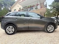Usata Peugeot 3008 Allure 131 CV (96 kW) 2020 Verde SUV