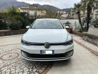 Usata VW Golf VIII Life 110 CV (80 kW) 2021 Bianco Berlina