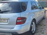 Usata Mercedes ML320 224 CV (164 kW) 2007 Grigio SUV