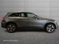 Usata Mercedes GLC300de 194 CV (142 kW) 2022 Grigio selenite SUV