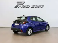Nuova Toyota Yaris Hybrid Active 92 CV (67 kW) 2026 Blu Berlina