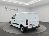 Usata Peugeot Partner 75 CV (55 kW) 2017 Bianco pastello Monovolume