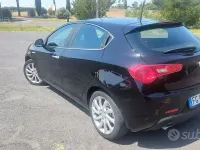 Usata Alfa Romeo Giulietta 120 CV (88 kW) 2016 Nero Utilitaria