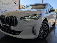 Usata BMW 218 Luxury Line 150 CV (110 kW) 2023 Bianco Monovolume