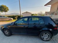 Usata VW Golf IV 101 CV (74 kW) 2002 Nero Berlina