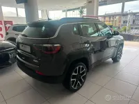 Usata Jeep Compass 140 CV (102 kW) 2018 Grigio SUV