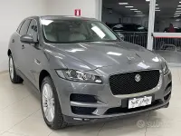 Usata Jaguar F-Pace Prestige 180 CV (132 kW) 2017 Grigio SUV
