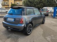 Begagnad Mini Cooper S 163 HK (119 kW) 2003 Grå Halvkombi