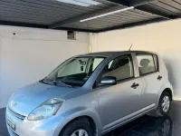 Usata Daihatsu Sirion HIRO 69 CV (50 kW) 2008 Grigio Utilitaria