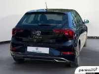 Usata VW Polo Life 80 CV (58 kW) 2023 Nero perla Utilitaria