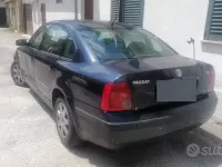 Usata VW Passat 110 CV (80 kW) 1999 Viola Berlina