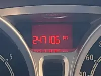 Usata Ford Fiesta 97 CV (71 kW) 2009 Bianco Berlina