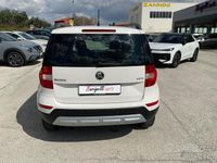 Usata Skoda Yeti Design Edition 110 CV (80 kW) 2016 Bianco SUV