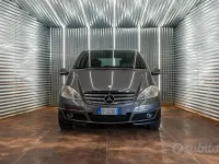 Usata Mercedes A180 Elegance 109 CV (80 kW) 2010 Marrone Berlina