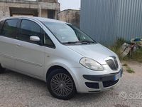 Usata Lancia Musa 70 CV (51 kW) 2006 Grigio Monovolume