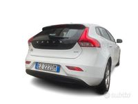 Usata Volvo V40 Kinetic 116 CV (85 kW) 2015 Bianco Berlina
