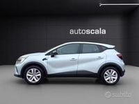 Usata Renault Captur Equilibre 145 CV (106 kW) 2023 Grigio SUV
