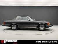 Begagnad Mercedes SL380 204 HK (150 kW) 1985 Grå Cab