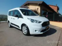 Usata Ford Tourneo 101 CV (74 kW) 2021 Bianco Monovolume