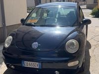 Usata VW New Beetle 101 CV (74 kW) 2002 Nero Utilitaria
