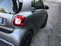 Usata Smart ForTwo Coupé Superpassion 71 CV (52 kW) 2019 Grigio opaco Utilitaria