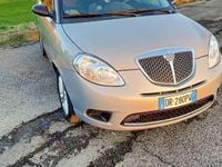 Usata Lancia Ypsilon 60 CV (44 kW) 2008 Oro Utilitaria